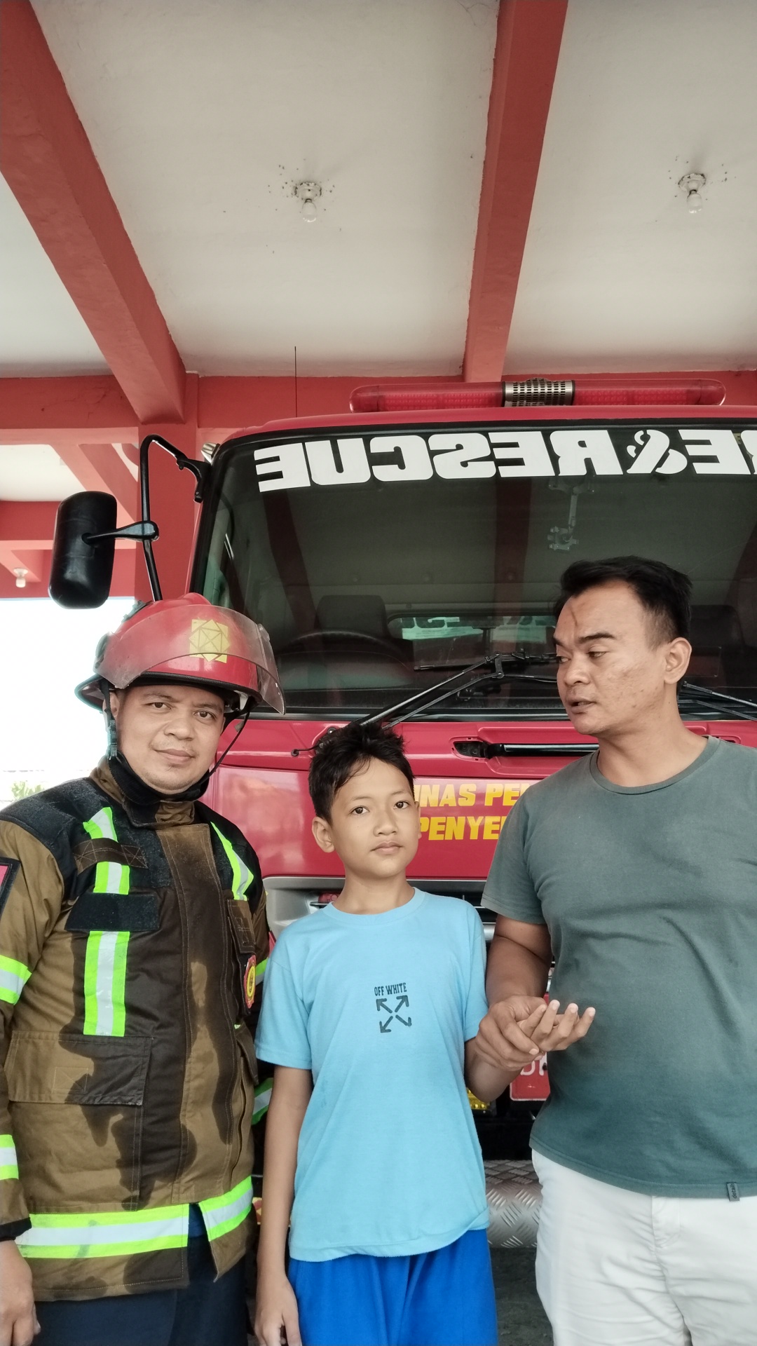 Pelepasan Cincin Dari Jari Tangan