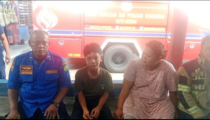 Pelepasan Cincin Dari Jari Tangan