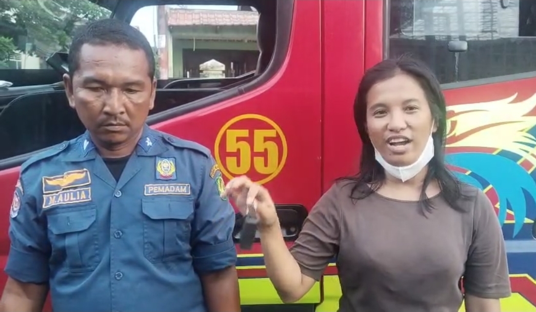Penanganan Kunci terjatuh di Selokan
