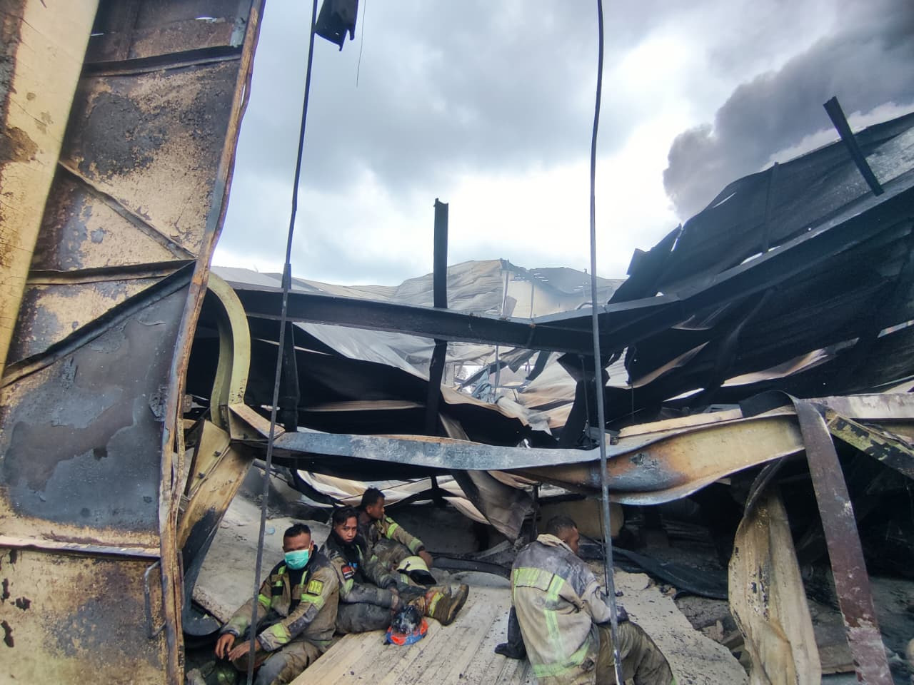 Kebakaran Besar terjadi di Jl. Ladang Gg. Perdamaian, Kedai Durian, Medan Johor